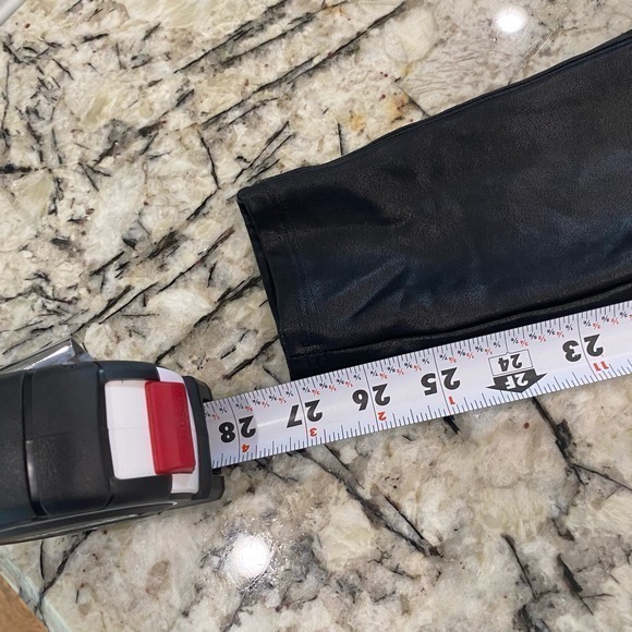 Spanx Faux Leather Leggings Size M‎ - Picture 11 of 12